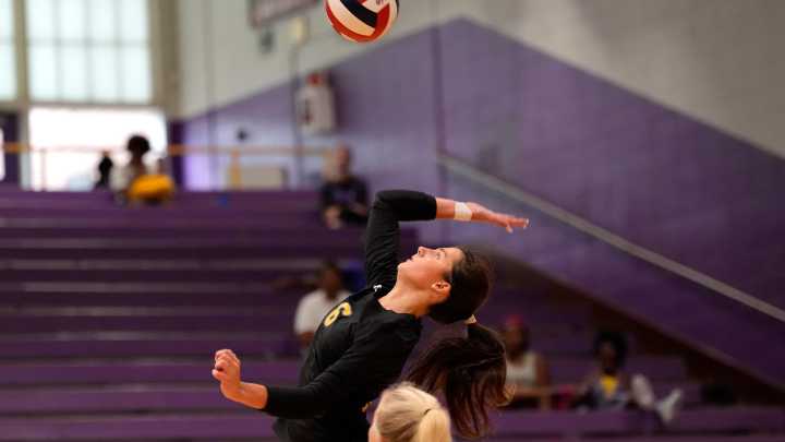ARC tops Alleluia in girls volleyball