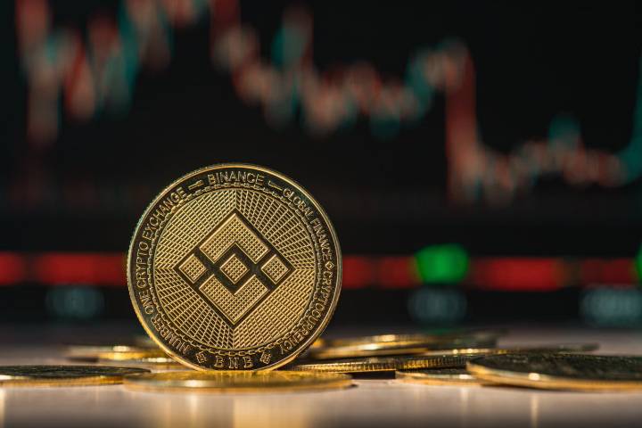 BNB mērķē uz 1000$, bet Bitcoin Hyper sasniedz 11 milj. $