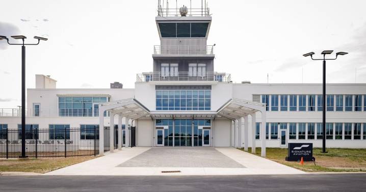 Smith Reynolds Airport set to show off renovated front door