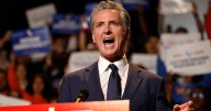 Gavin Newsom Fires Fresh Shots at Donald ‘Tiny Hands’ Trump Amid Failed Alaska Summit