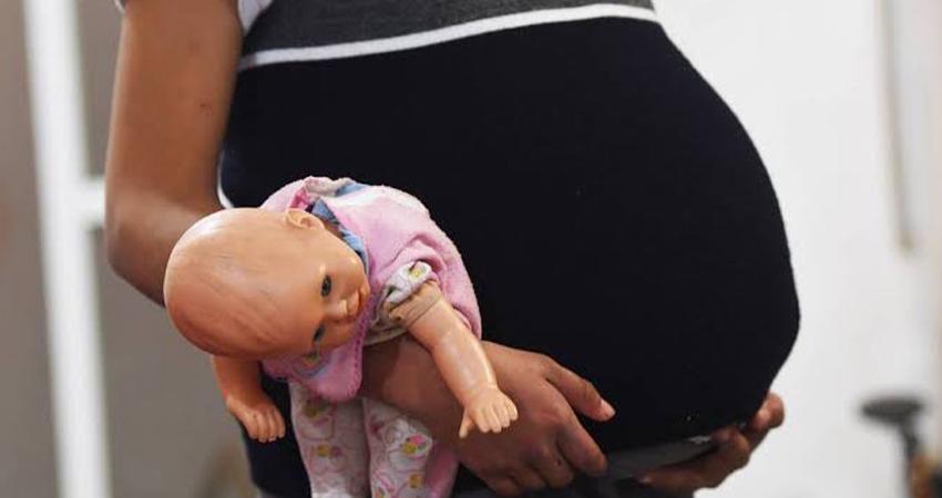 Disminuyen embarazos adolescentes en BCS; impulsa Secretaría de Salud educación sexual