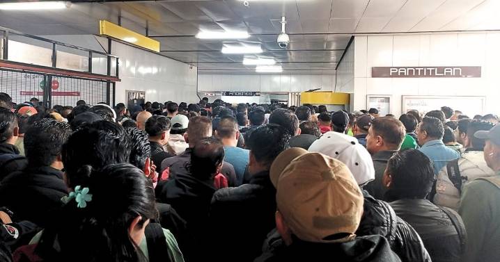 ¡Avance lento! Retrasos de más de 35 minutos en el Metro CDMX por lluvias este lunes