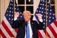 'Wild': Outrage as GOP governors facilitate controversial Trump move 'for a photo op'