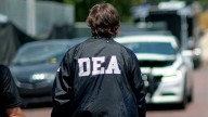 DEA va contra los “porteros” de los cárteles en la frontera