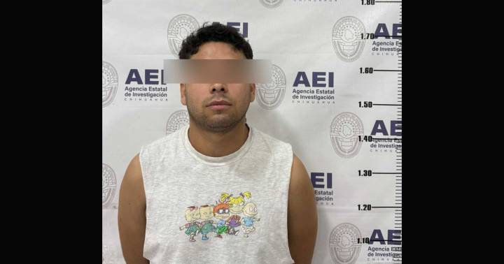 Cae empleado de funeraria Del Carmen
