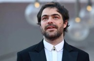Los requisitos para salir con Peter Lanzani