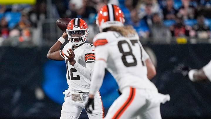 Eagles vs Browns practices: Shedeur Sanders and Myles Garrett matchups