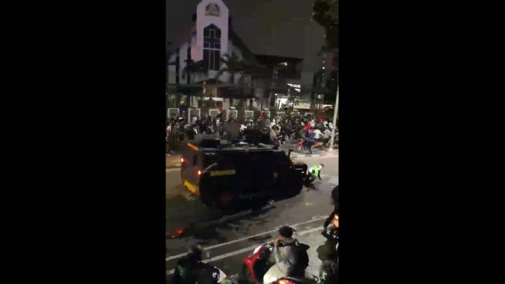 One killed, dozens injured at anti-government protests in Jakarta