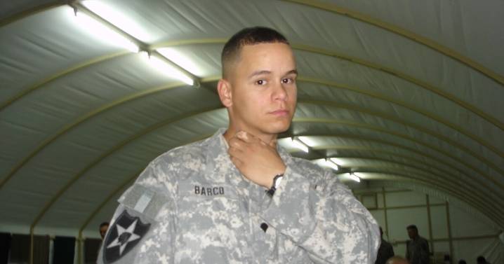 Immigration judge to decide whether decorated veteran convicted of a violent crime will be deported