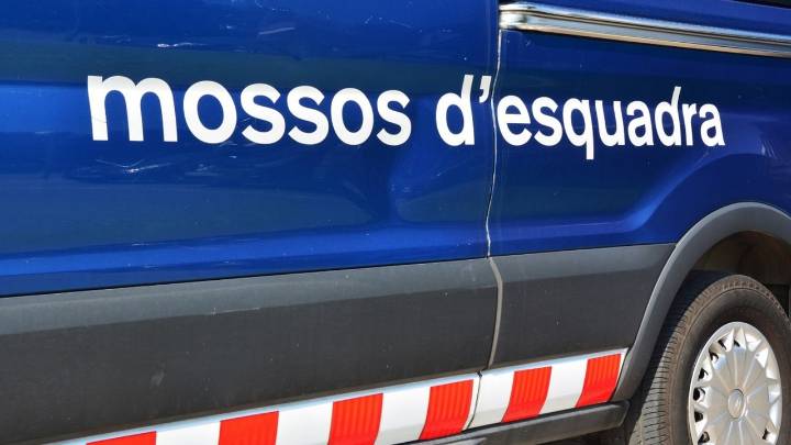 Detienen en Barcelona a un empresario que "contrataba" a trabajadores sin papeles y les forzaba a trabajar 90 horas a la semana: "Esto es esclavitud"