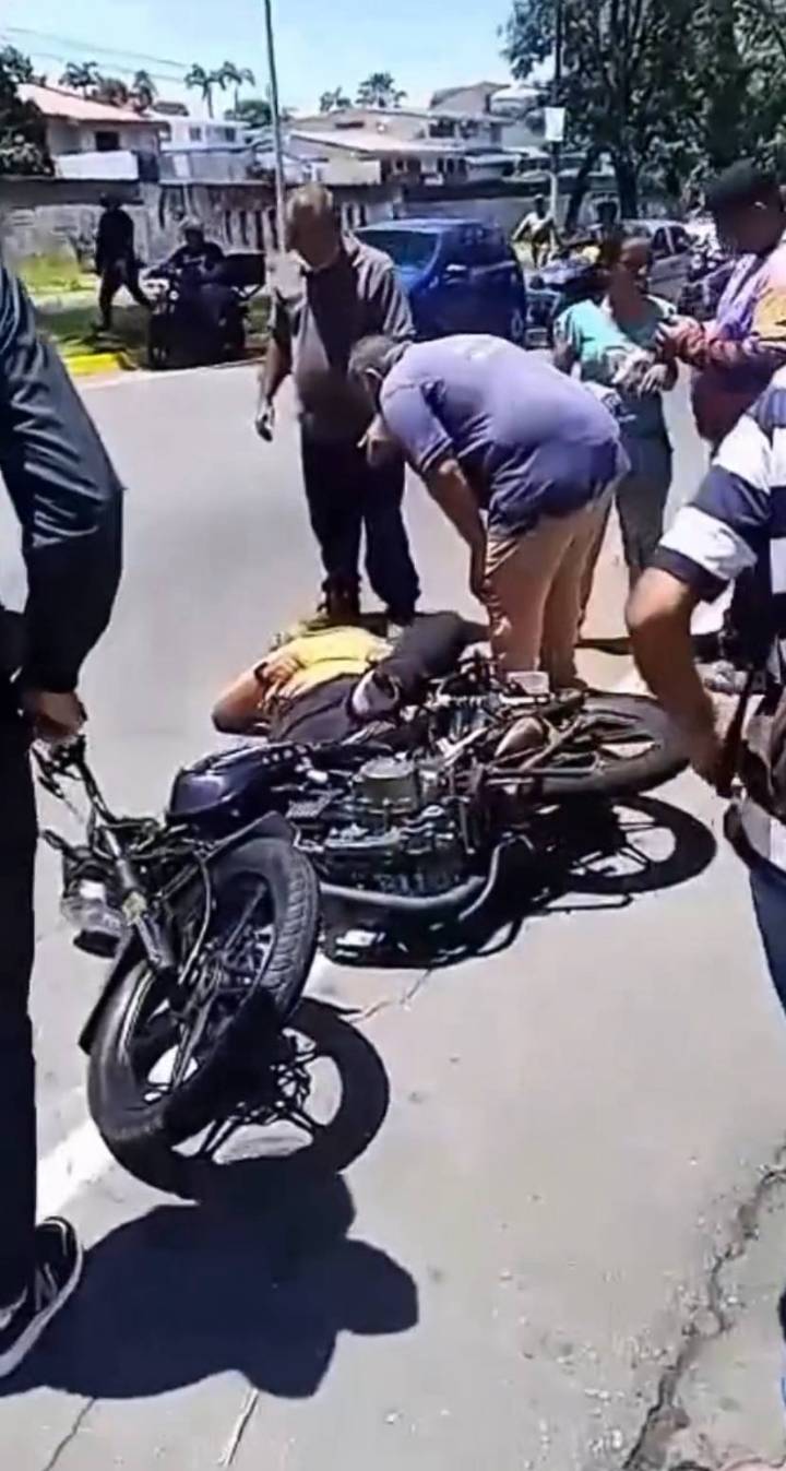 Motorizado sufrió accidente en la avenida Las Américas