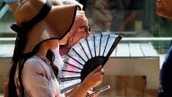 Málaga registra más de 400 urgencias por patologías relacionadas con el calor este verano