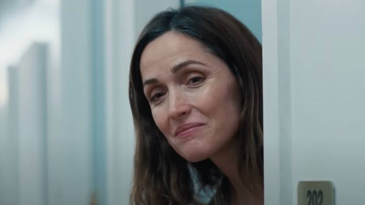 Rose Byrne Cracks Up In If I Had Legs I'd Kick You Trailer