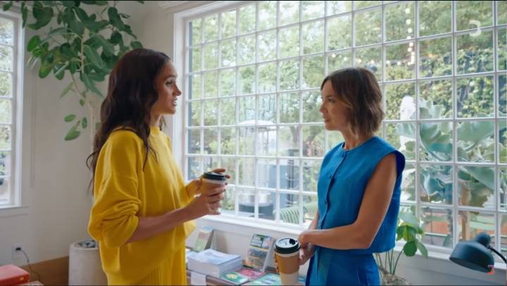 Cele|bitchy | Duchess Meghan’s pantyhose comment is causing a lot of royalist tantrums