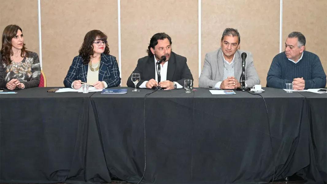 Salud en el interior, desde Provincia buscan llevar más médicos y especialistas
