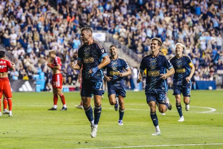 Milan Iloski, Kai Wagner lead Union to statement win over Fire