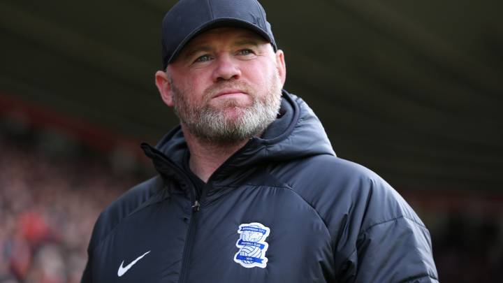 'Very unfair' - Wayne Rooney upset with Tom Brady and questions NFL legend's football knowledge