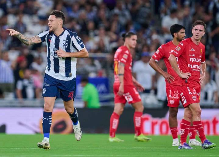 Rayados 3-0 Necaxa