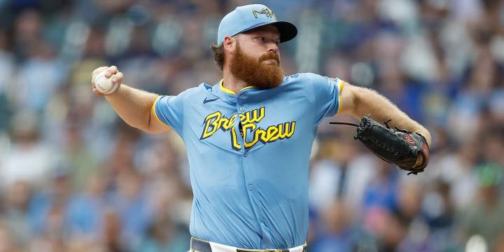 Brandon Woodruff throws longest start of 2025 in Brewers' win