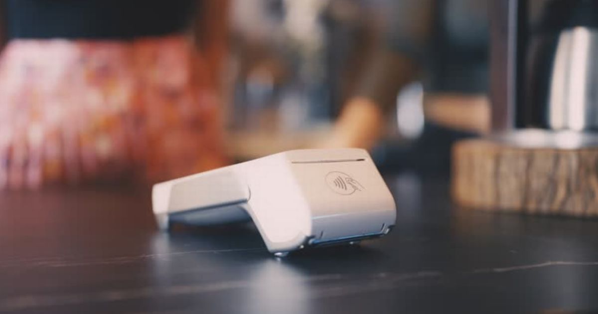 Major UK bank warns customers to 'use Chip and Pin' over contactless