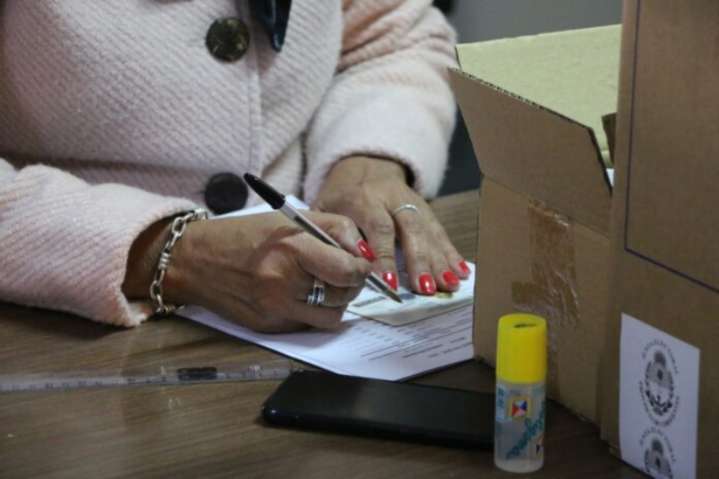 La UNNE capacita a autoridades de mesa para las elecciones provinciales en Corrientes