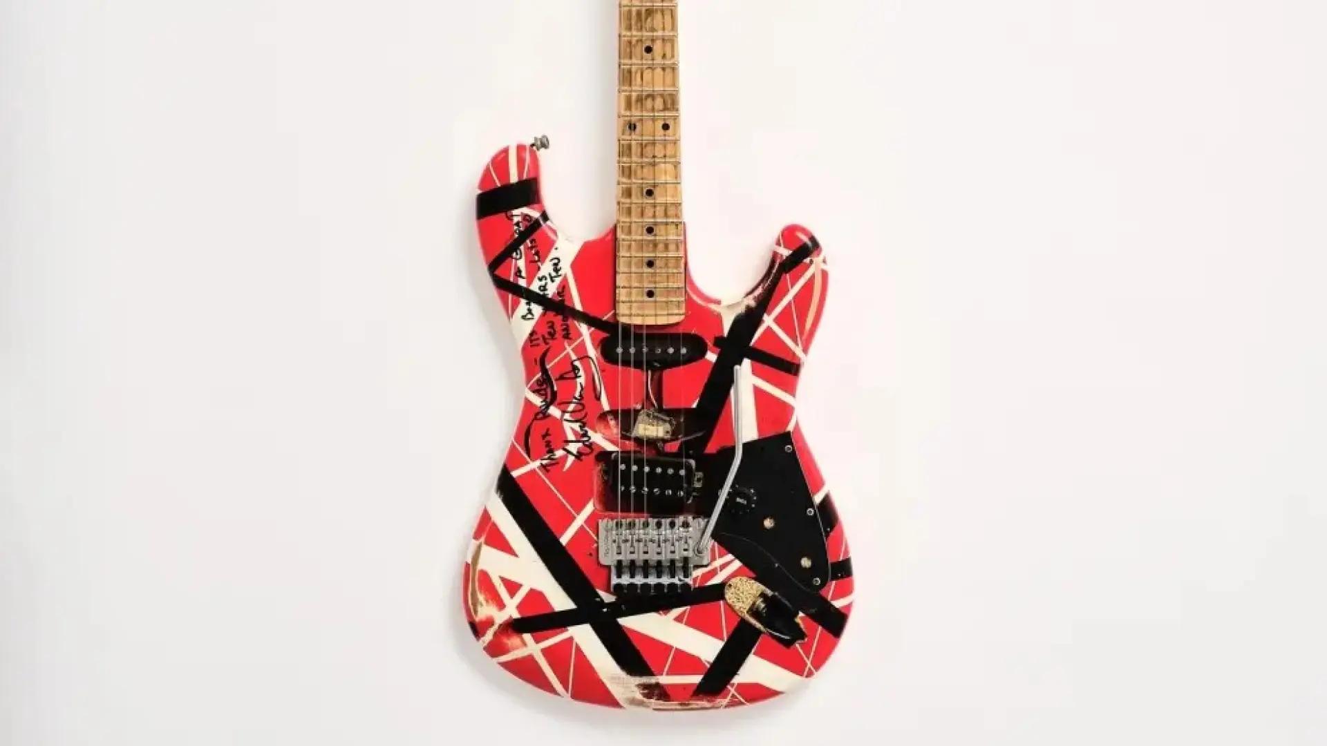 La guitarra 'Kramer' de Eddie Van Halen saldrá a subasta y aspira a recaudar dos y tres millones de dólares