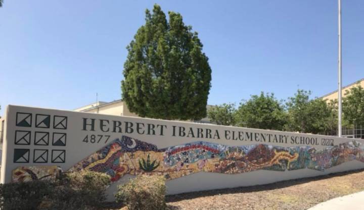 Activists raise alarm about ICE vehicles near Colina del Sol elementary school
