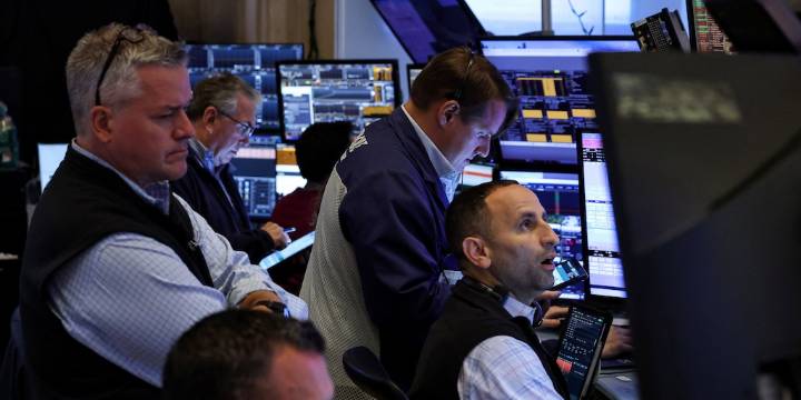 Mercados: rebota la Bolsa mientras las tasas de interés en pesos buscan un punto de equilibrio