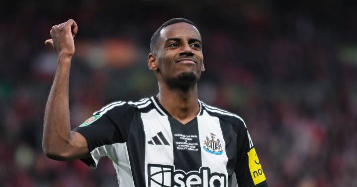 Liverpool transfer news: Alexander Isak boost for Reds as Newcastle agree fee for striker
