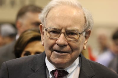 Billionaire Warren Buffett Sold 41% of Berkshire's Stake in Bank of America and Is Piling Into an Industry Leader That's Gained Almost 47,000% Since Its IPO