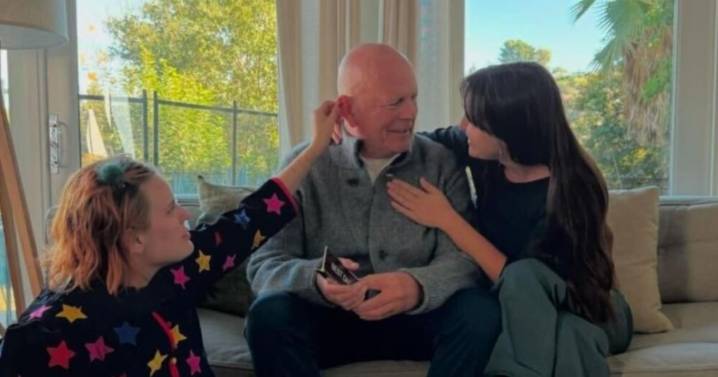Bruce Willis deja su casa tras el avance de su demencia, ¿cuál es su estado de salud?