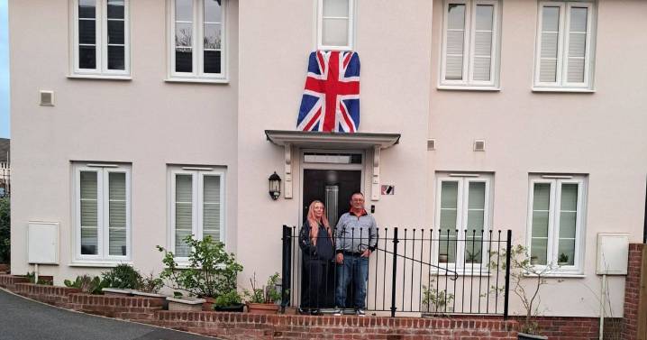 'We bought a £275k dream new-build home but now it's worth just £1'