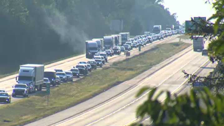 Crash on I-76 halts traffic on Ohio Turnpike