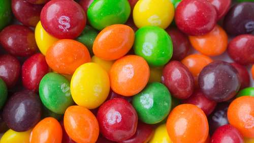 Skittles, M&M's more candy options free of synthetic dyes coming in 2026