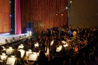 Enrique Abraham Vélez Godoy dirige La Bohème: La Filarmónica de las Artes presenta el clásico de Puccini