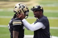 Deadspin | Haynes King's late TD run propels Georgia Tech past Colorado