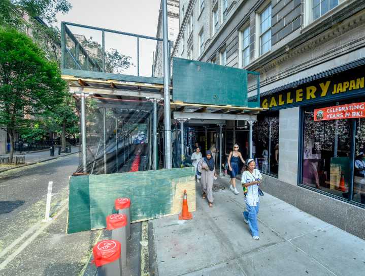 Clark Street Station reopens after Hotel St. George marquee collapse