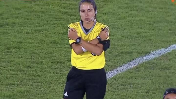 Partido de Santa Fe y América femenino fue detenido por actos de racismo en El Campín
