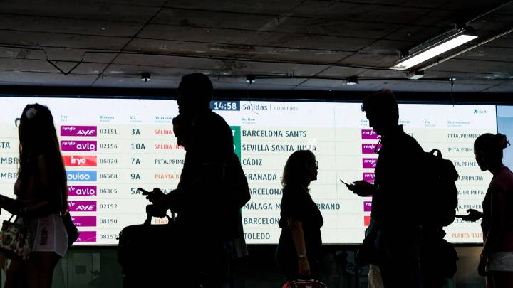 Qué pasa con los trenes en España: incidencias, viajeros afectados y mucha desesperación