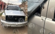 Encuentran vecinos auto abandonado con impactos de bala