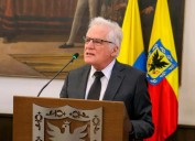 Padre de Miguel Uribe oficializó su precandidatura a la presidencia de Colombia