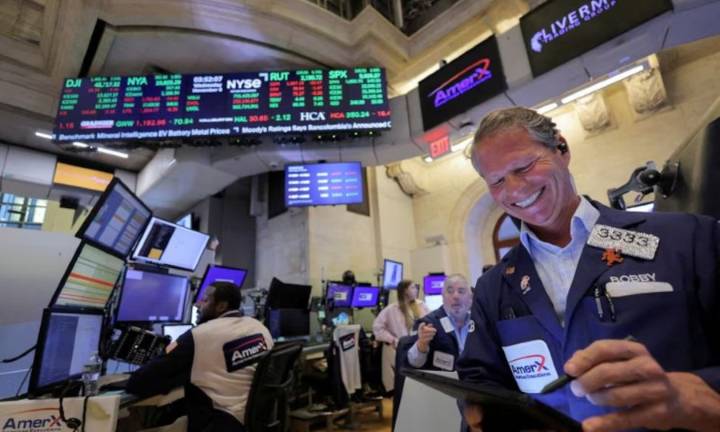 Cuál es la inversión estrella que supera al Bitcoin y al S&P 500 de Wall Street en lo que va de 2025