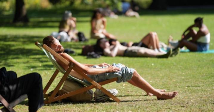 Exact time 34C heatwave to hit UK as Met Office confirms scorcher