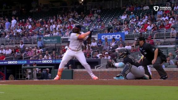 Baldwin's 2-run single in 8th caps 6-run comeback as Braves rally past White Sox 11
