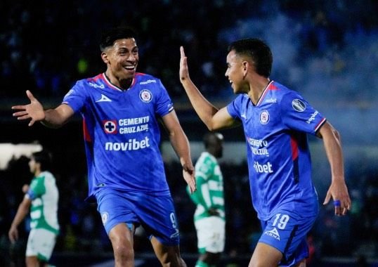 Cruz Azul venció a Santos 3