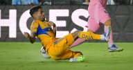 Las manos de Javier Aquino condenaron a Tigres
