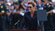 Tom Brady pokes fun at rival Jets in statue unveiling ceremony speech