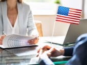 USCIS 2025: qué significan los nuevos cambios para trámites de migración y pasaporte estadounidense