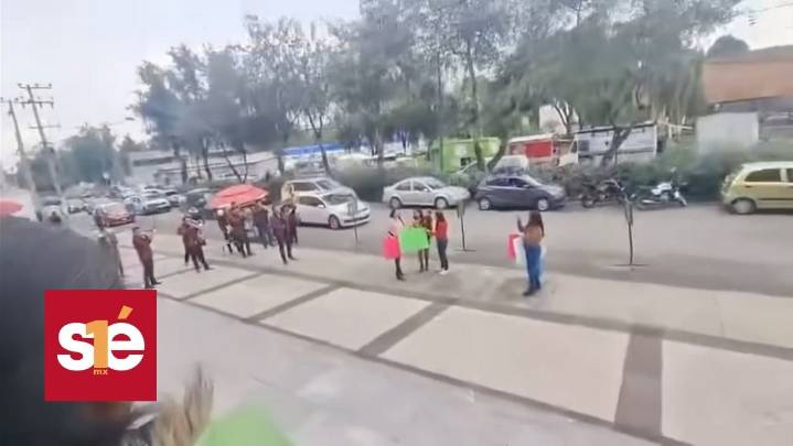Mujer festeja su divorcio con banda en Toluca y se vuelve viral