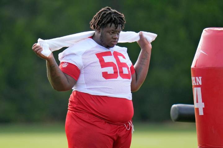 Bucs to release Desmond Watson, heaviest NFL player ever